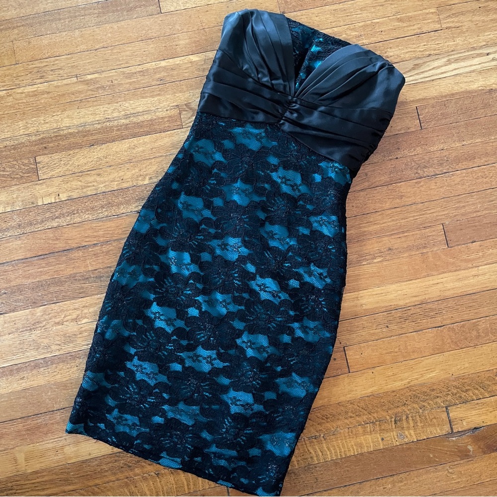 Le Chateau Strapless Dress